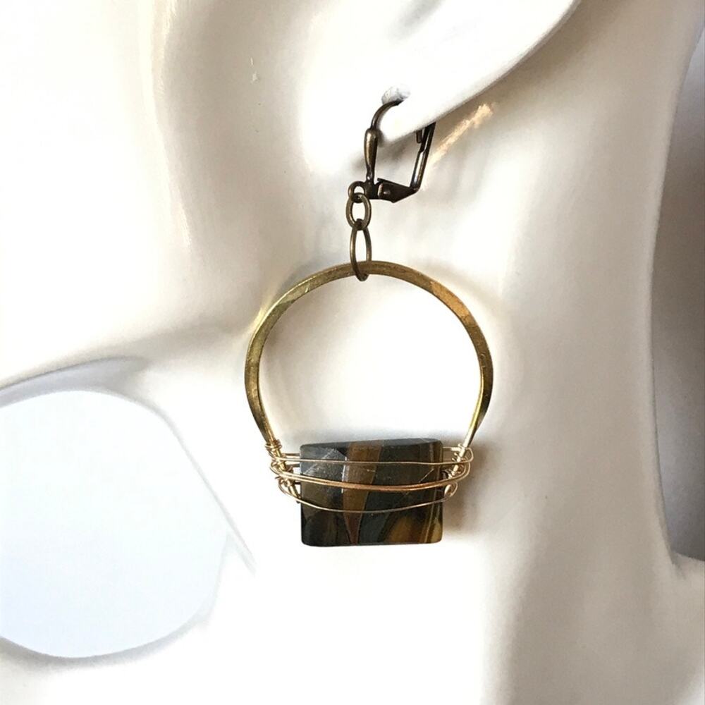 Artisan semiprecious tiger's eye wire wrap gold tone earrings - Picture 6 of 9